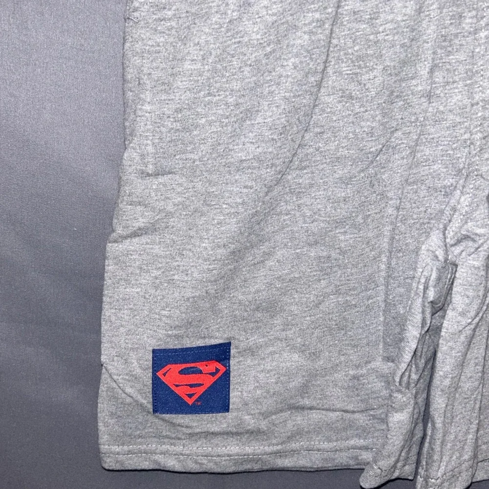 Superman Boys Blue Acid Wash Graphic T-Shirt and Gray Shorts Set Size Sm 6/7 NWT